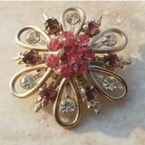 vintage rhinestone brooch 1.5 inch.